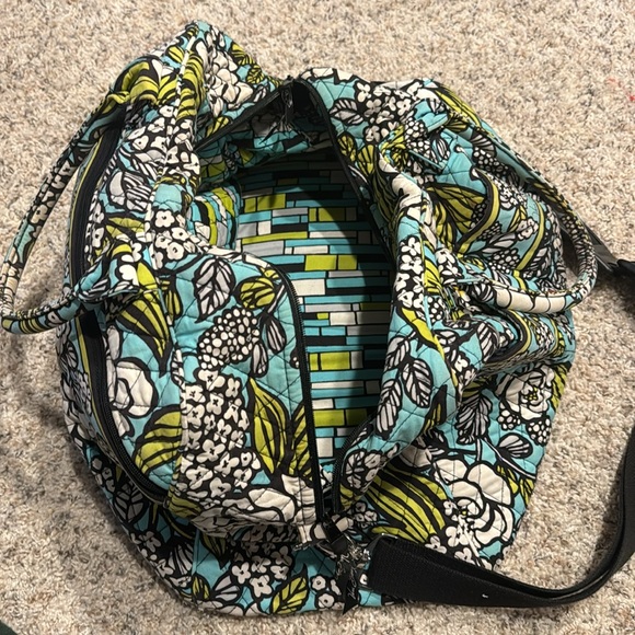 Vera Bradley duffle bag - Picture 3 of 3